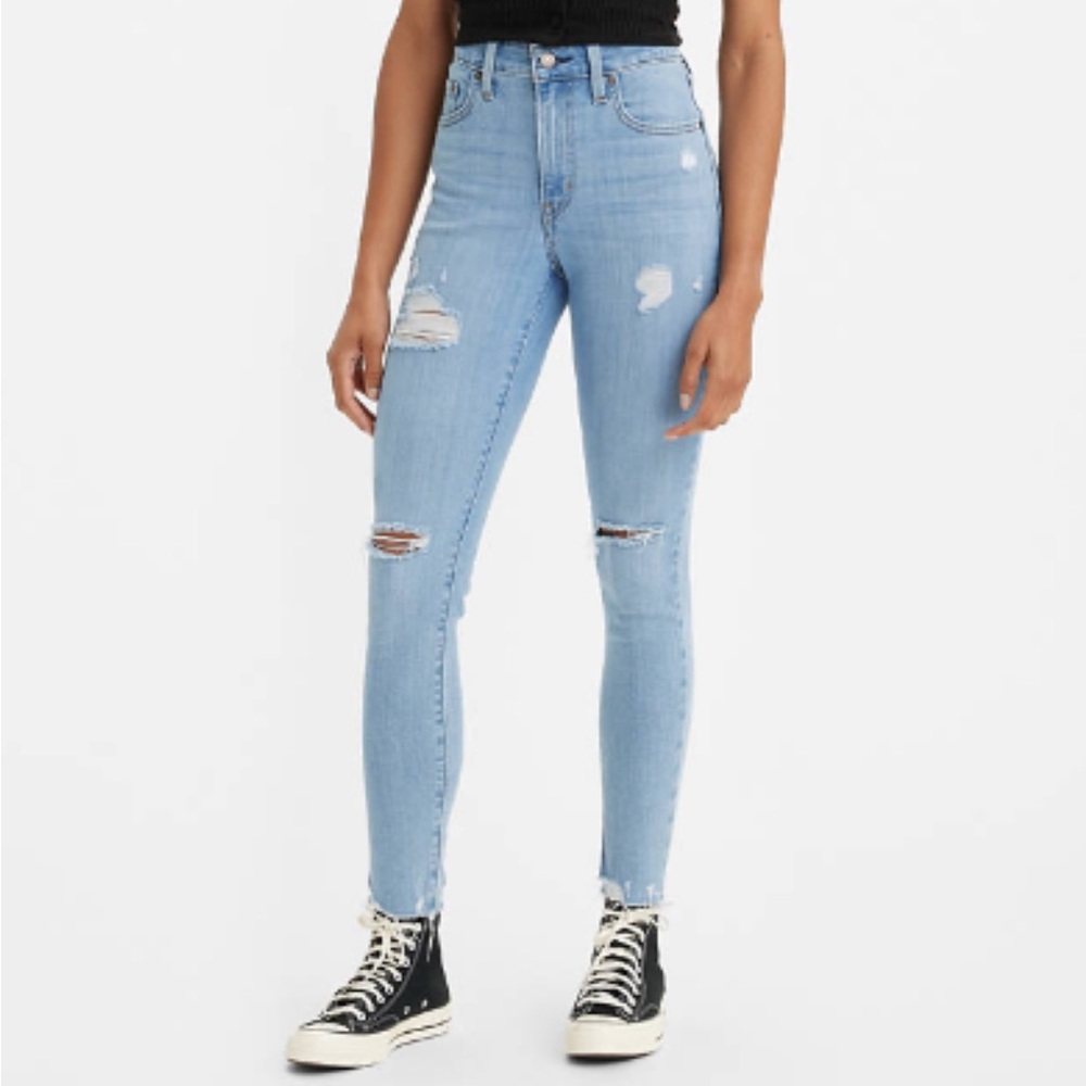Levi's women's distressed light denim jeans 721 high rise skinny size 26